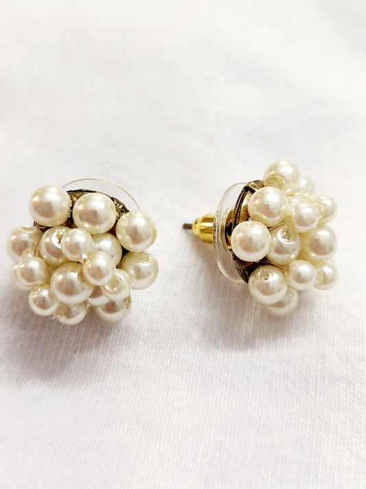 Pearl Stud Earring