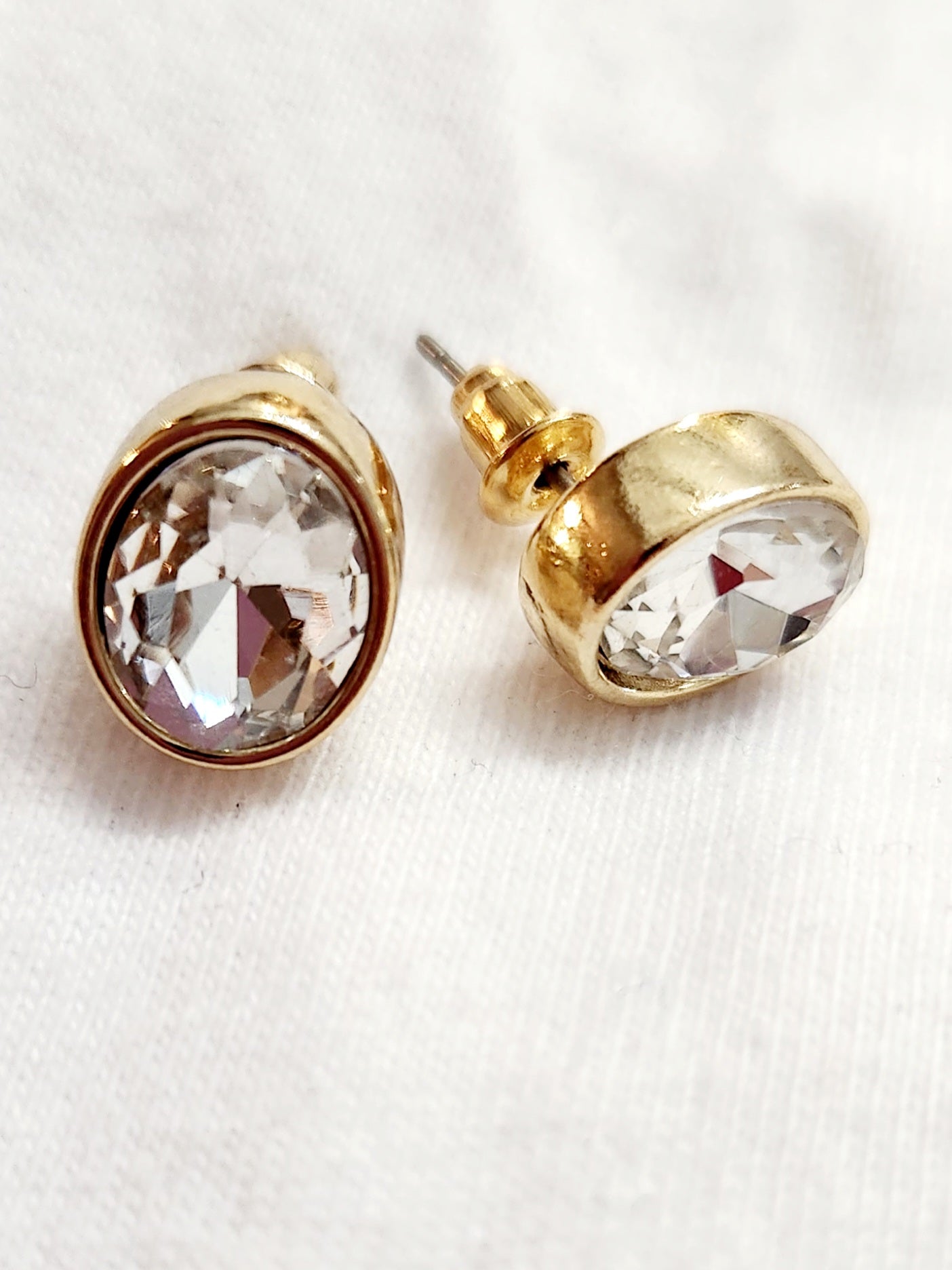 Oval Clear Stud Earrings